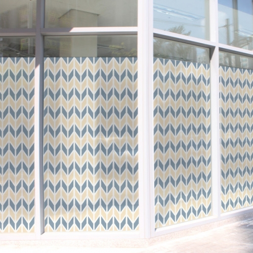NCW248[무점착 창문시트지]베이지와 베이비블루 컬러의 쉐브론 패턴