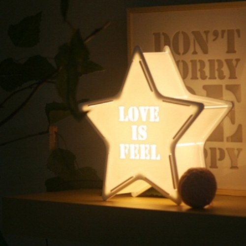 화이트 STAR [LOVE IS FEEL] 카피라이트